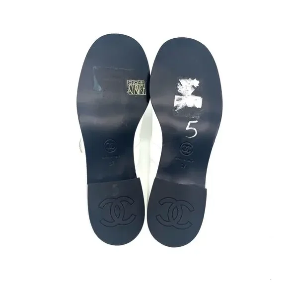 Chanel CC Logo Turnlock Calfskin Patent Leather Cap Toe Maryjane Flats Shoes 37 - Picture 10 of 13